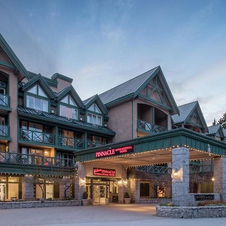 Pinnacle Hotel Whistler Bagian luar foto