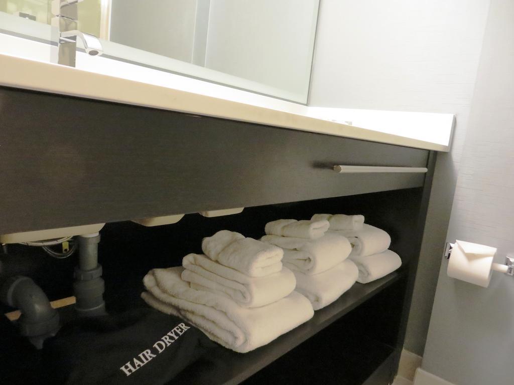 Pinnacle Hotel Whistler Bagian luar foto