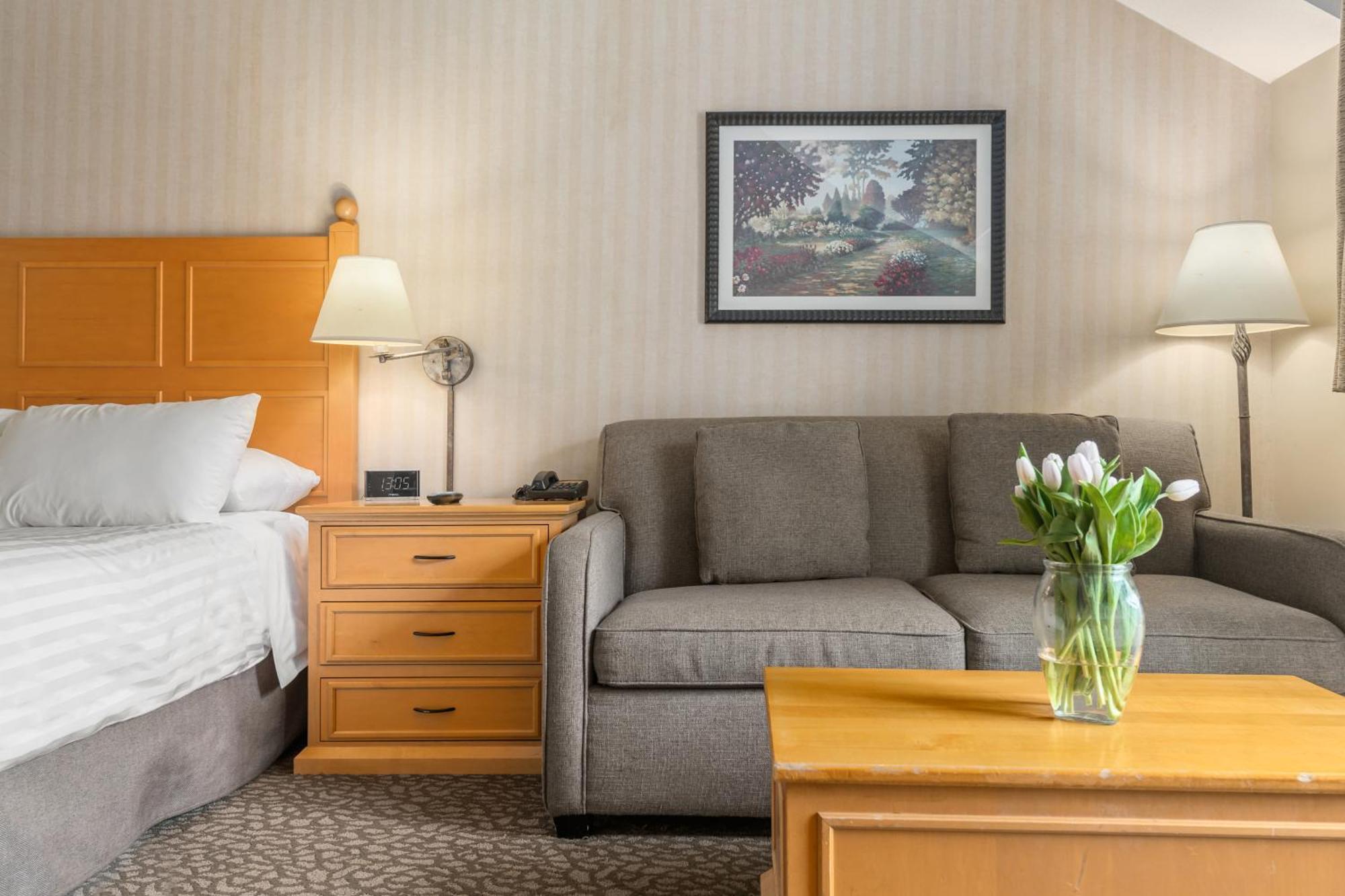 Pinnacle Hotel Whistler Bagian luar foto