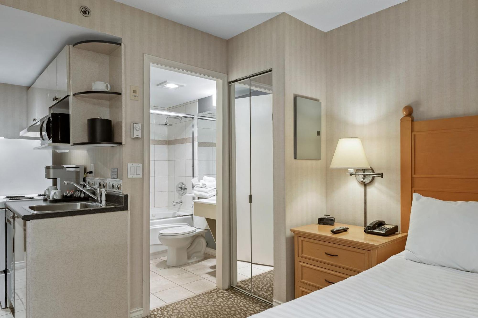 Pinnacle Hotel Whistler Ruang foto