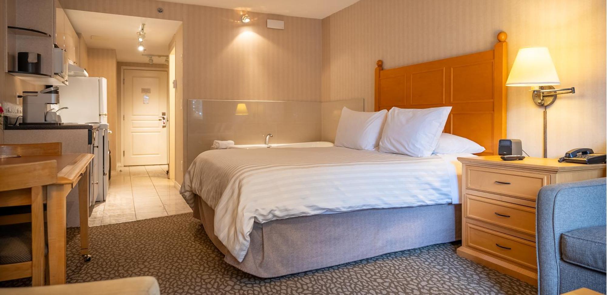 Pinnacle Hotel Whistler Bagian luar foto